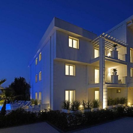 Villa Bianca Luxury Apartments Desenzano del Garda Esterno foto